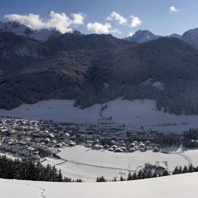 Im Zentrum zweier Skigebiete